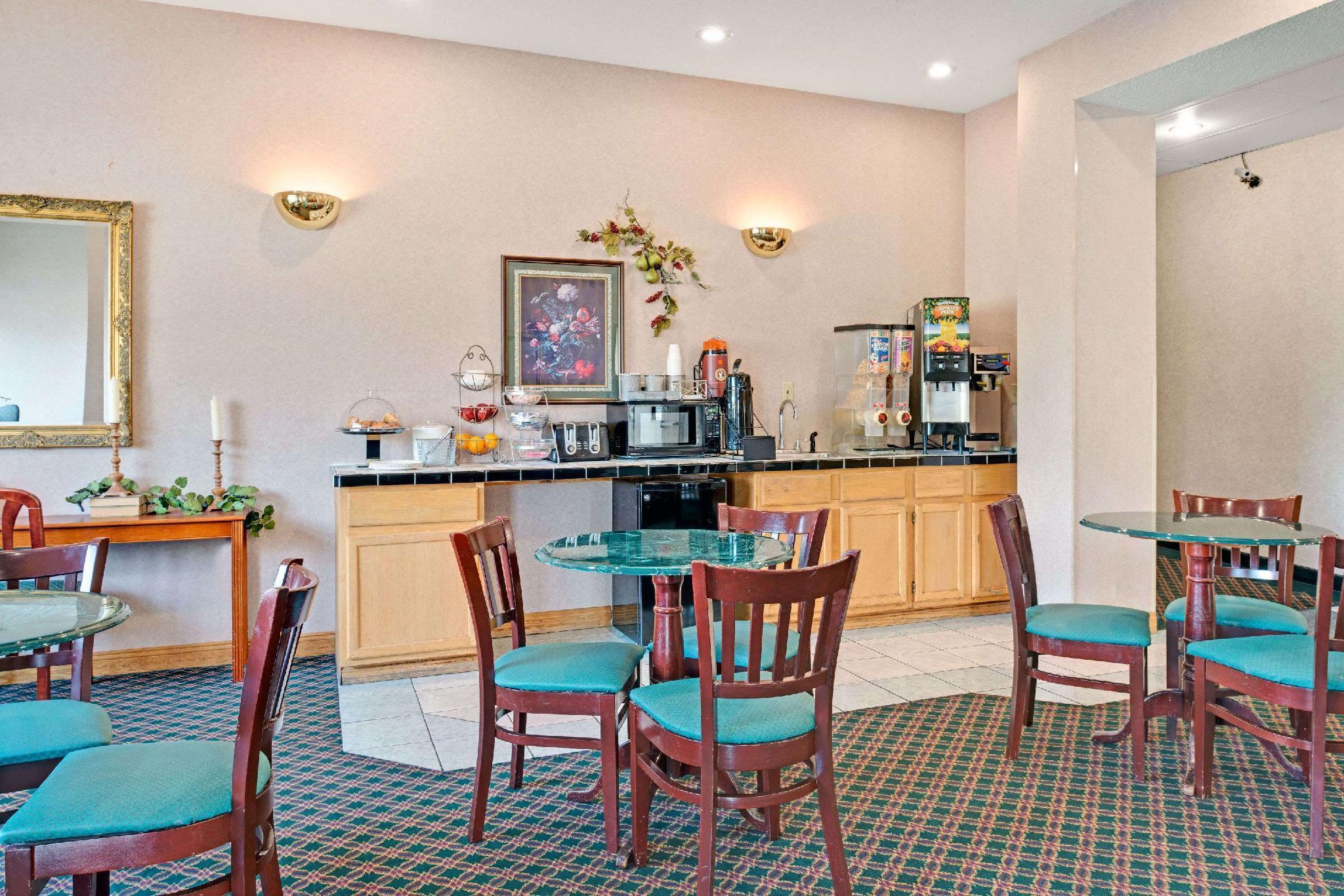 Travelodge By Wyndham St. Louis Berkeley Zewnętrze zdjęcie