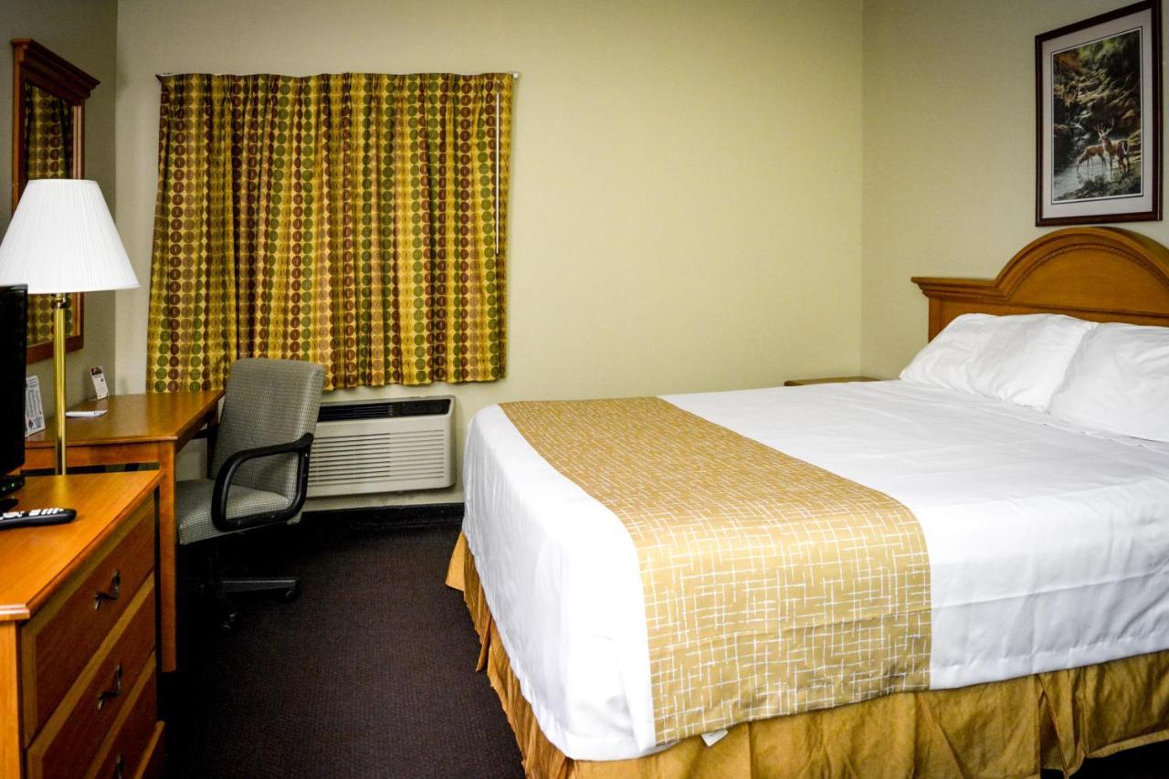 Travelodge By Wyndham St. Louis Berkeley Zewnętrze zdjęcie