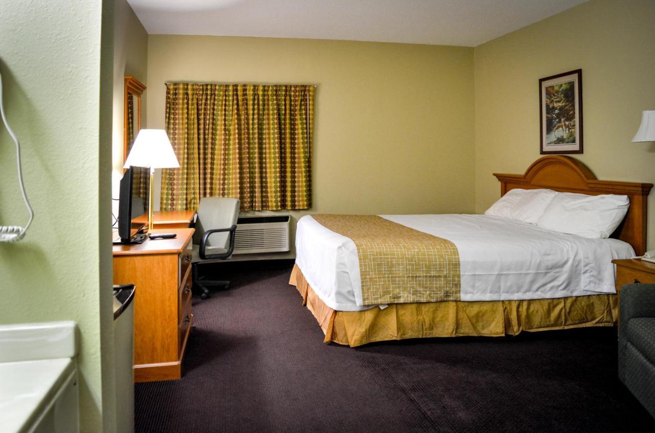Travelodge By Wyndham St. Louis Berkeley Zewnętrze zdjęcie